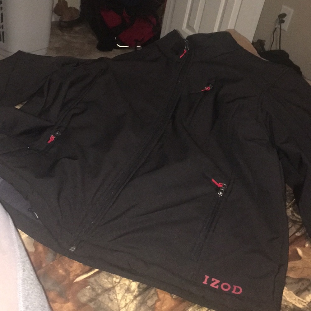 Men's IZOD Lightweight weatherproof jacket